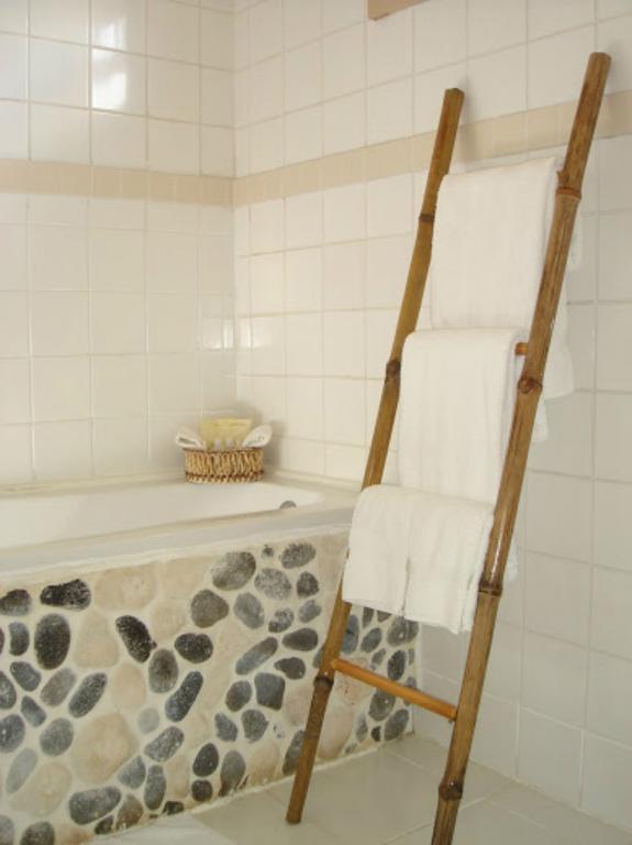 Calibishie Lodges Hotel Room photo
