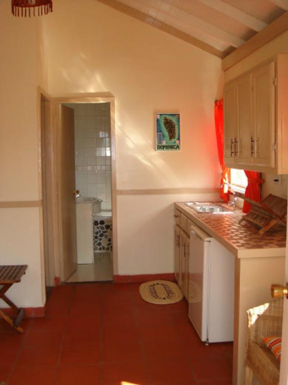 Calibishie Lodges Hotel Room photo